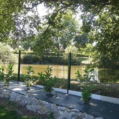 Bed and Breakfast Le Petit Etang La Trinite-Surzur Экстерьер фото