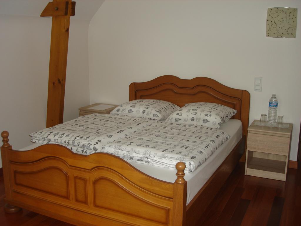 Bed and Breakfast Le Petit Etang La Trinite-Surzur Экстерьер фото