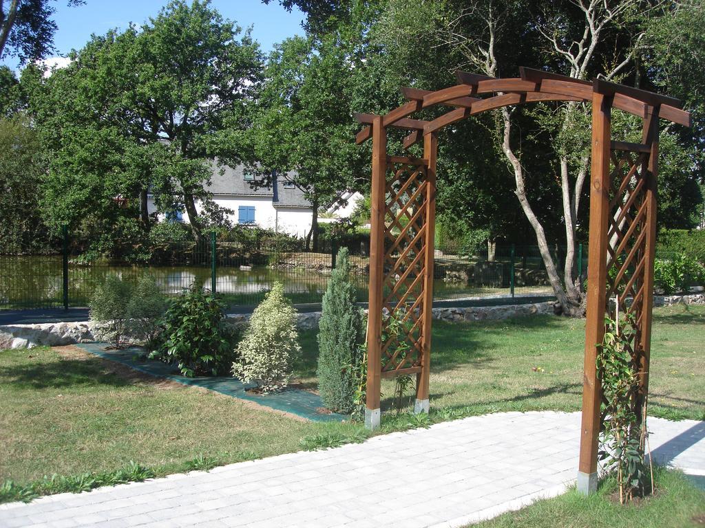 Bed and Breakfast Le Petit Etang La Trinite-Surzur Экстерьер фото
